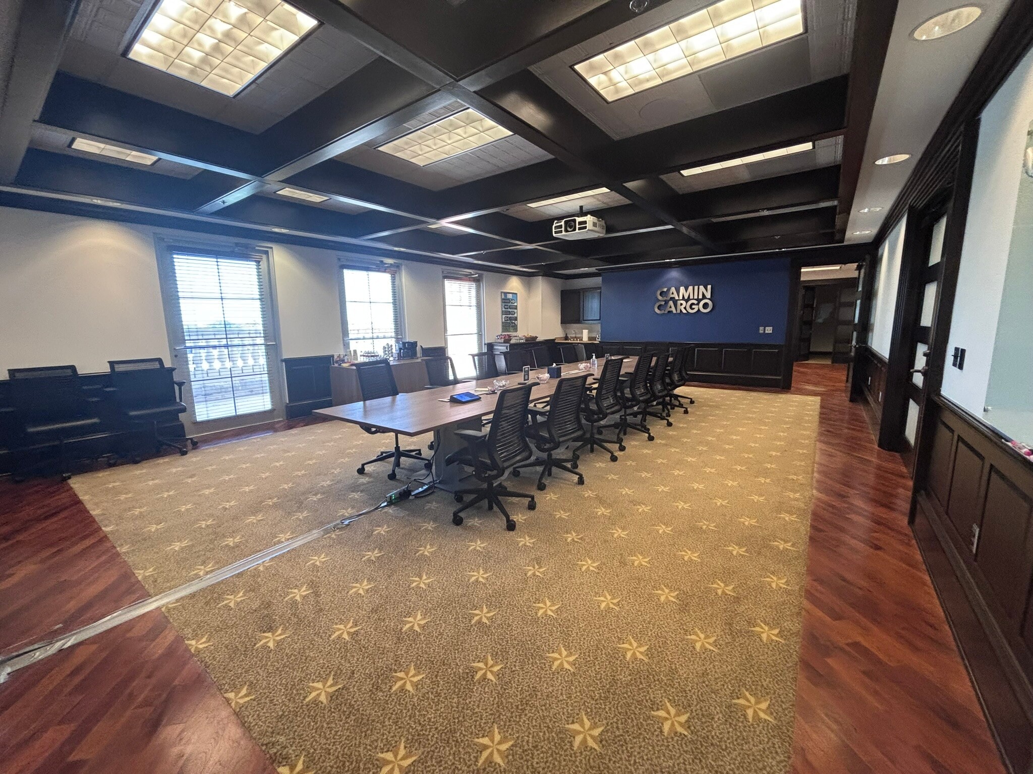 4949 Fairmont Pky, Pasadena, TX for lease Interior Photo- Image 1 of 7