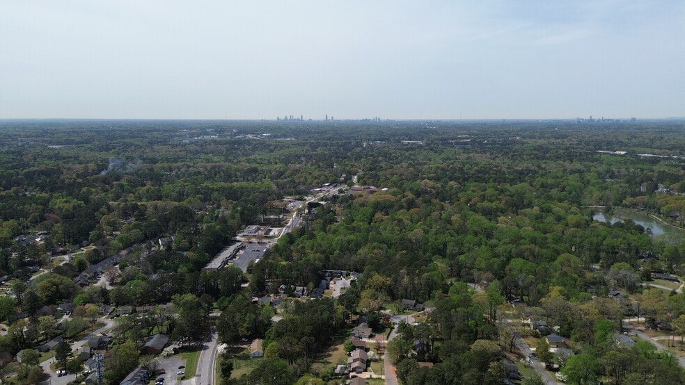 414 N Hairston Rd, Stone Mountain, GA for sale - Building Photo - Image 3 of 55