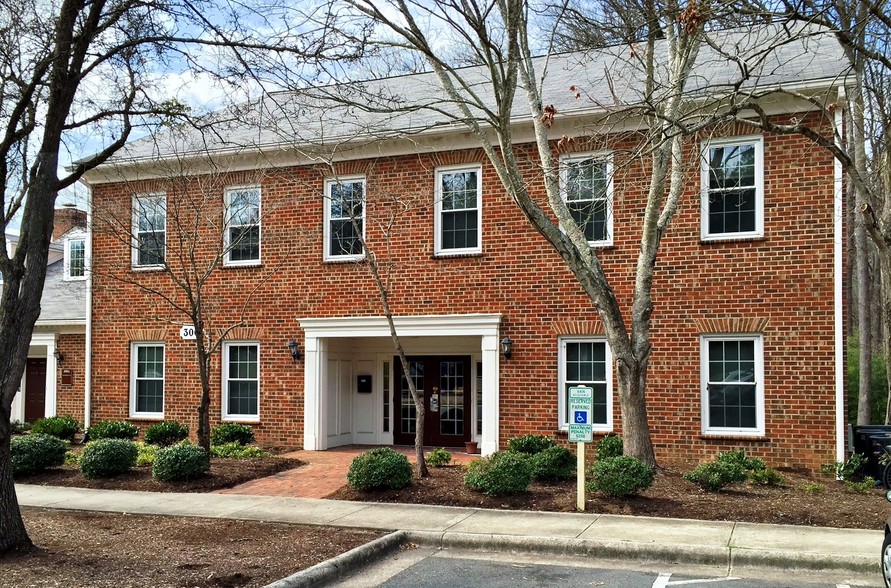 1829 E Franklin St, Chapel Hill, NC 27514 | LoopNet