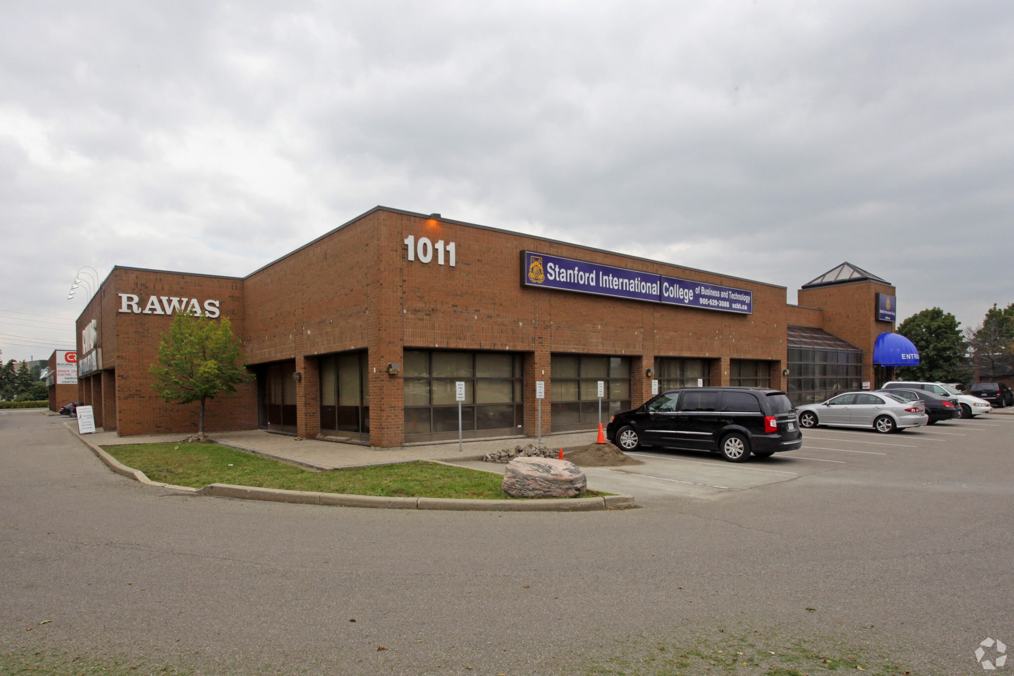 1011 Eglinton Ave E, Mississauga, ON for sale Primary Photo- Image 1 of 1