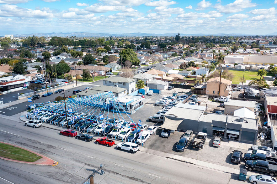 15804 Lakewood Blvd, Bellflower, CA for sale - Building Photo - Image 2 of 6