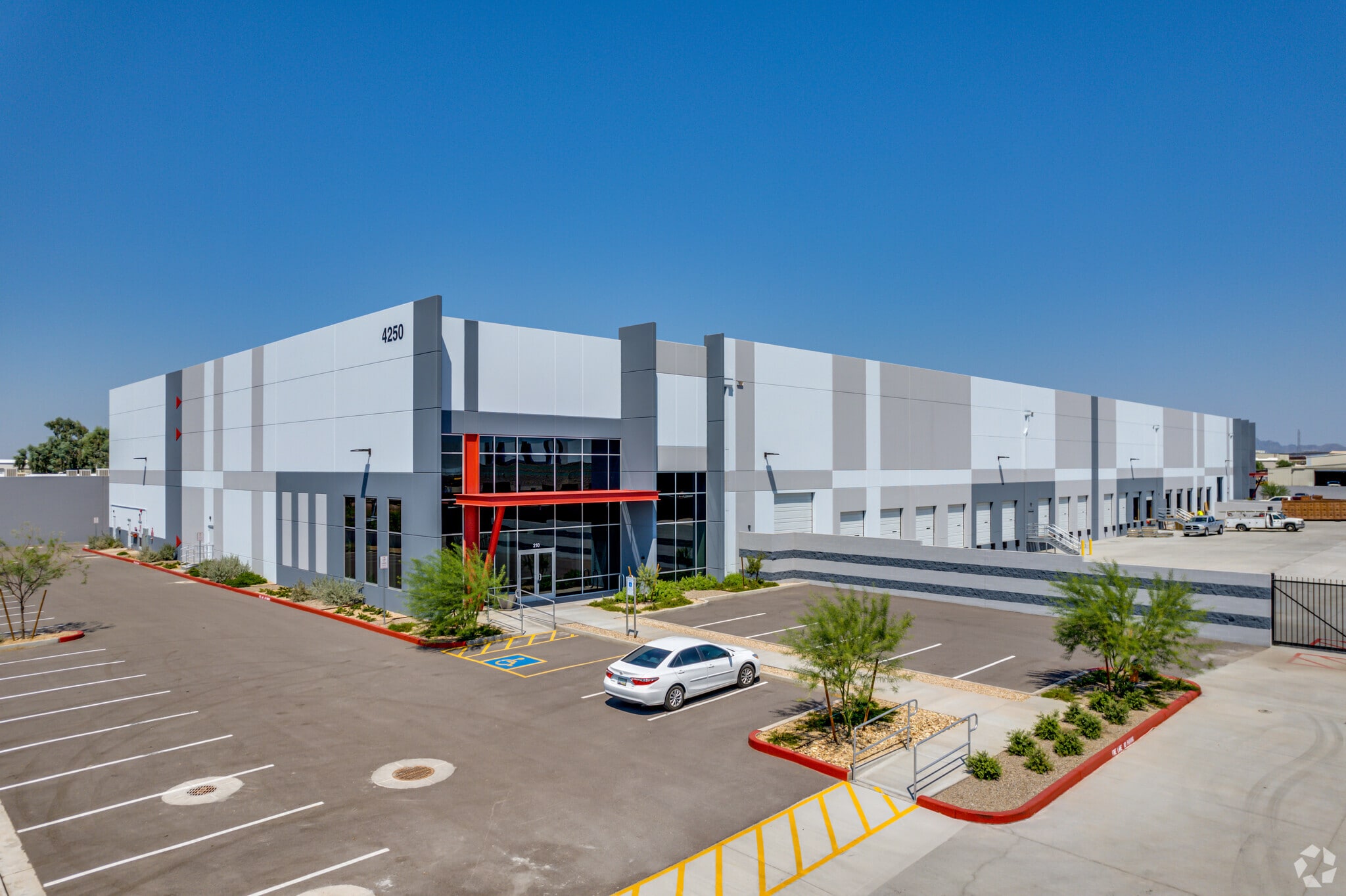 3050 S 44th St, Phoenix, AZ for sale Building Photo- Image 1 of 1