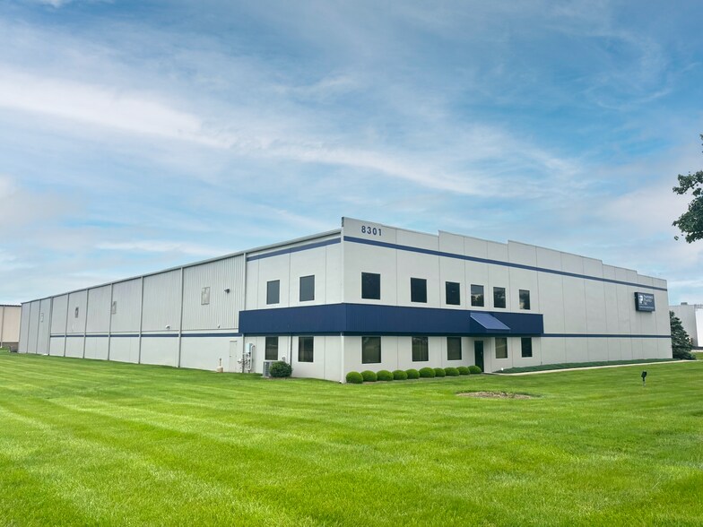 8301 Cane Run Rd, Louisville, KY for sale - Primary Photo - Image 1 of 3