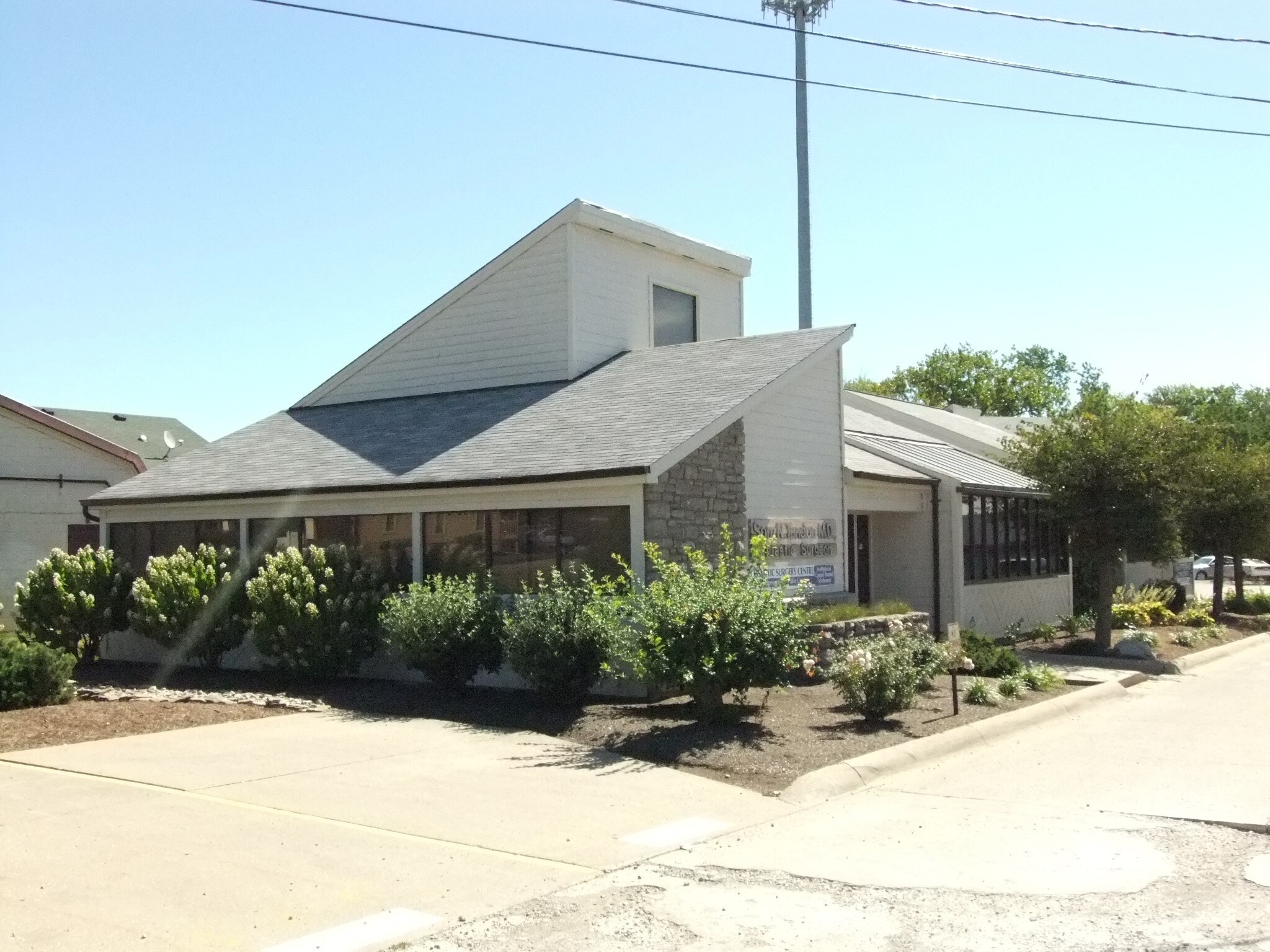 3551-3553 Springdale Rd, Cincinnati, OH for sale Building Photo- Image 1 of 1