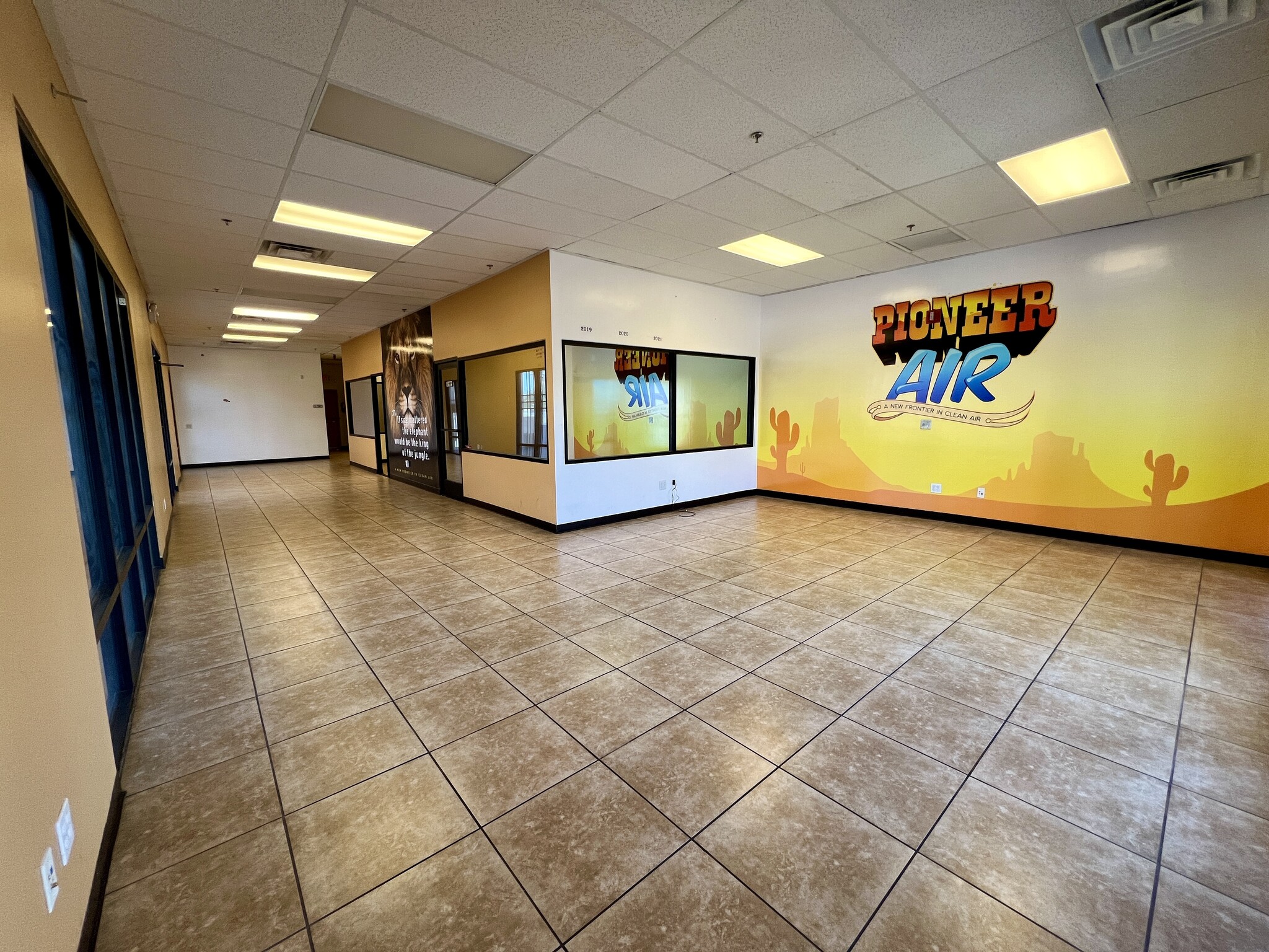 5300 S Eastern Ave, Las Vegas, NV for lease Interior Photo- Image 1 of 9