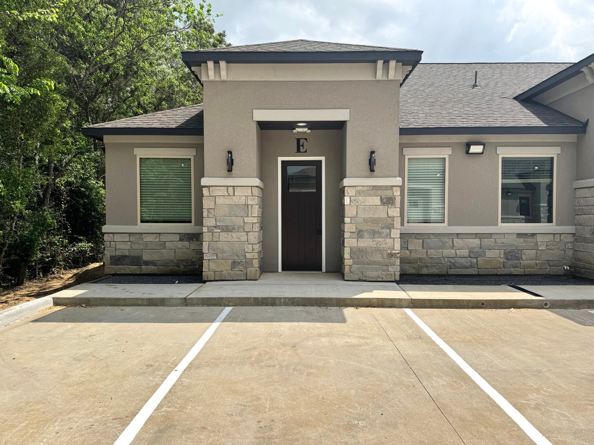 12410 Spring Cypress Rd, Tomball, TX for lease Building Photo- Image 1 of 15