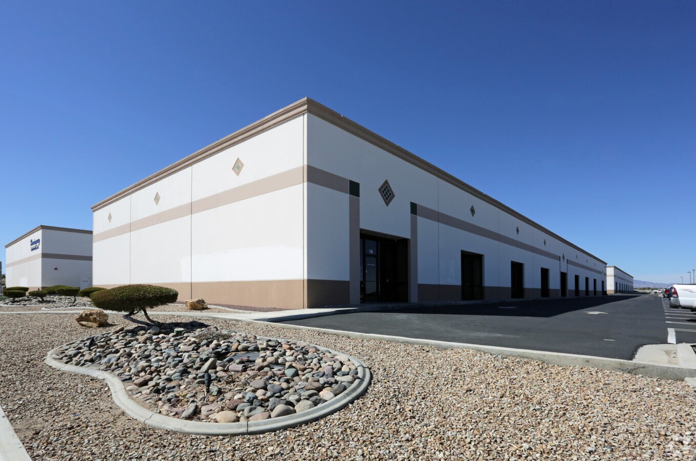 12221 Poplar St, Hesperia, CA 92344