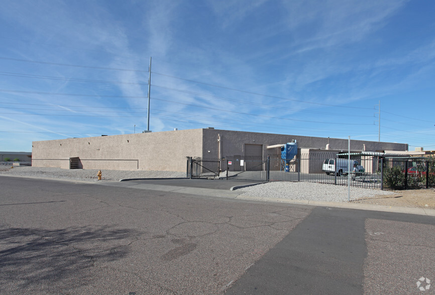 17431 N Black Canyon Fwy, Phoenix, AZ for sale - Building Photo - Image 1 of 20