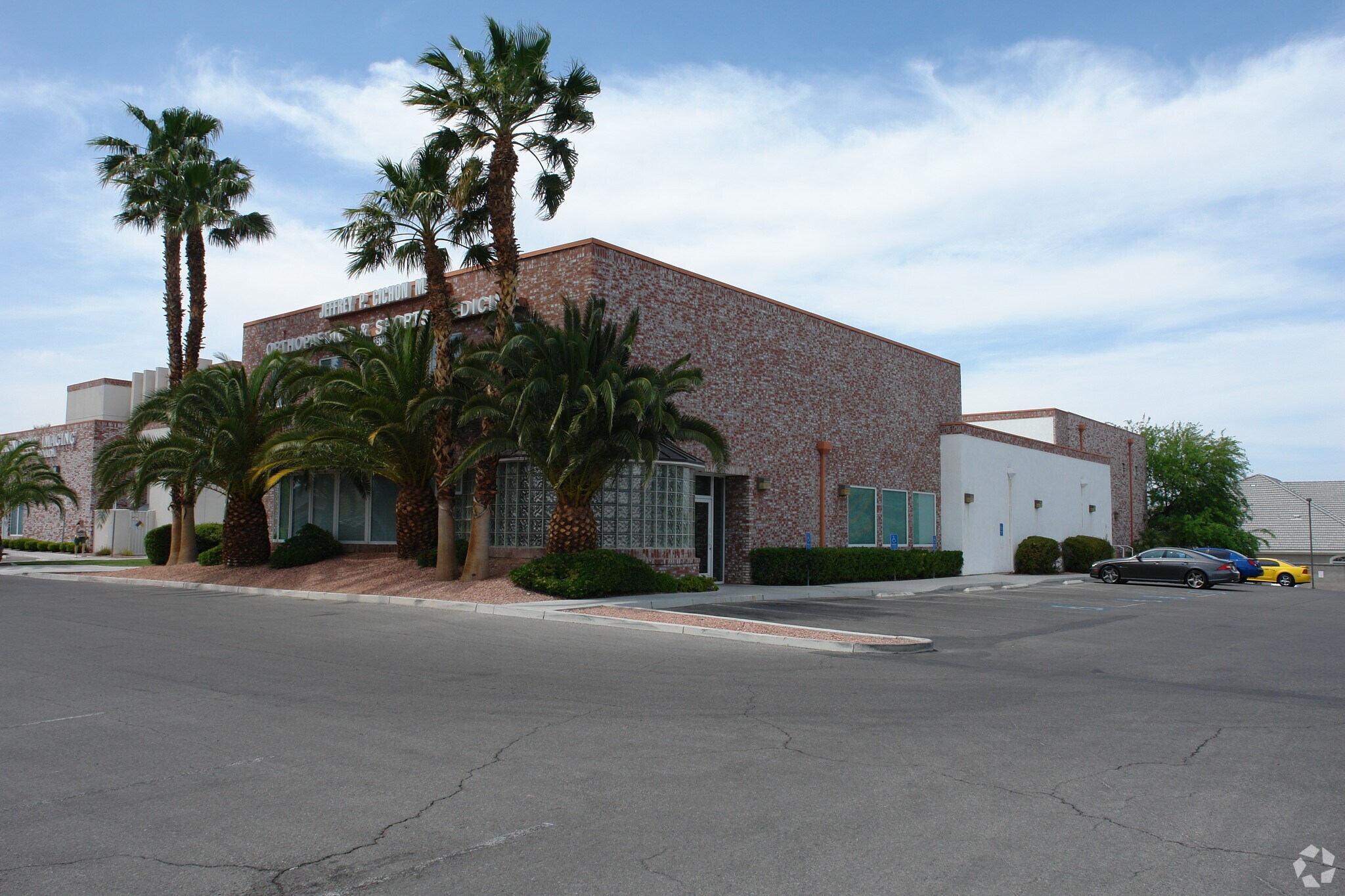 3570 E Flamingo Rd, Las Vegas, NV for sale Primary Photo- Image 1 of 1