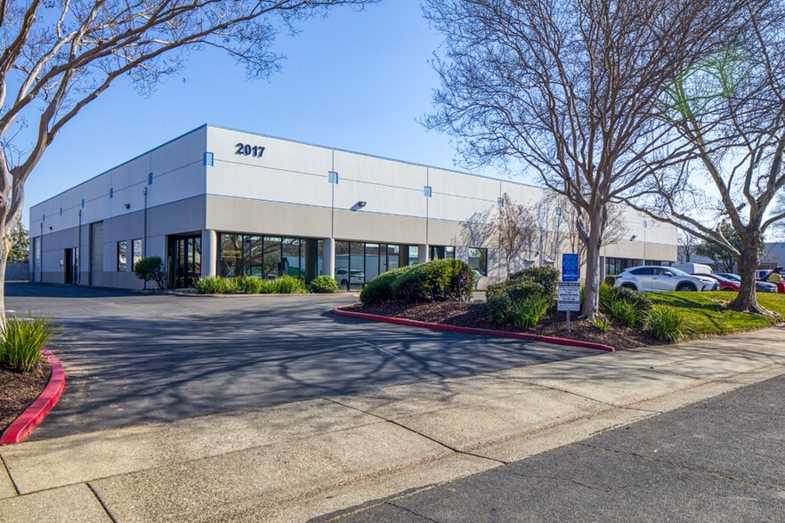 The VSR Portfolio portfolio of 6 properties for sale on LoopNet.com - Building Photo - Image 3 of 15