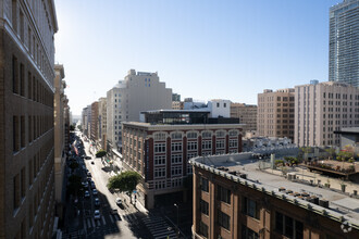 712 S Olive St, Los Angeles, CA - AERIAL  map view