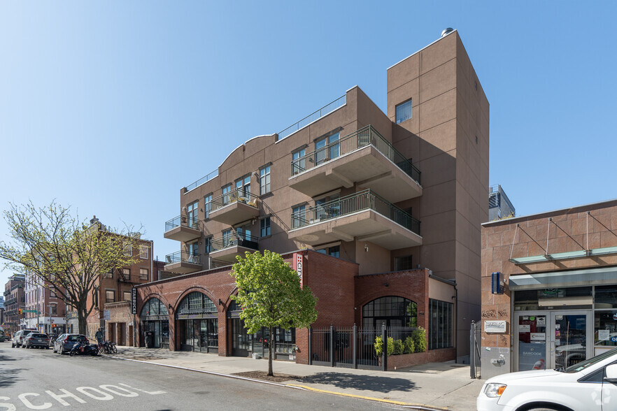 154 N 7th St, Brooklyn, NY for lease - Building Photo - Image 2 of 12