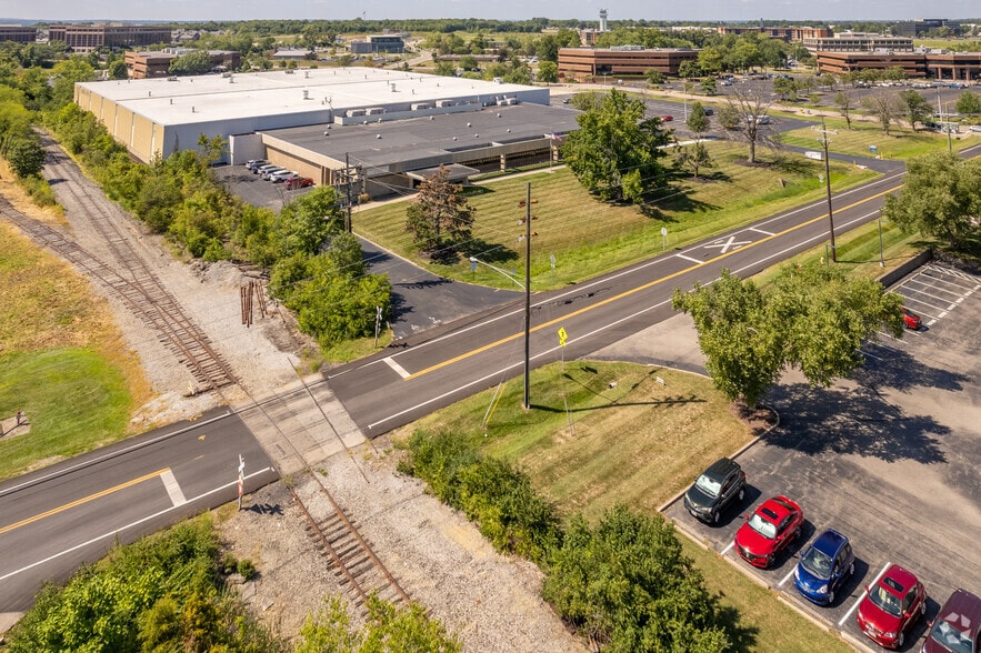 10001 Alliance Rd, Blue Ash, OH for lease - Aerial - Image 2 of 18