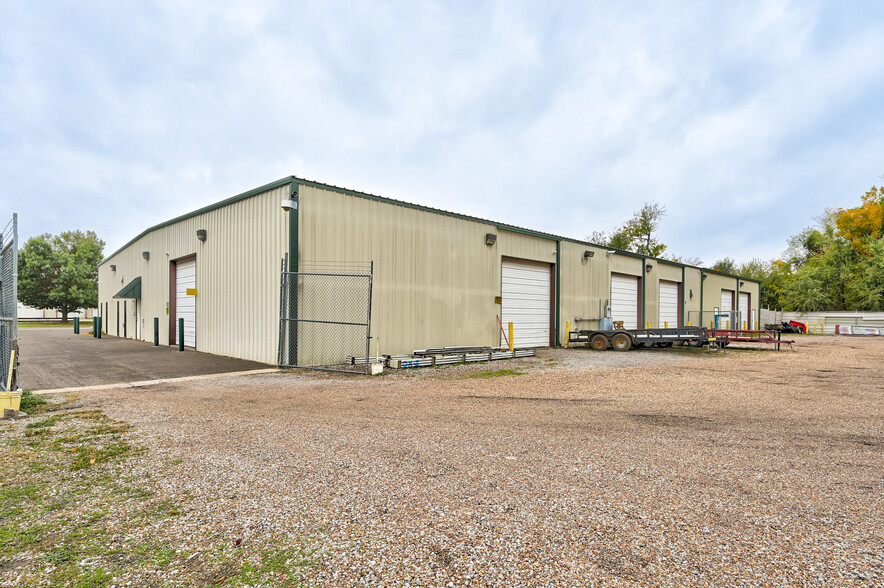 2541 NW 2nd St, Oklahoma City, OK for sale - Building Photo - Image 3 of 18