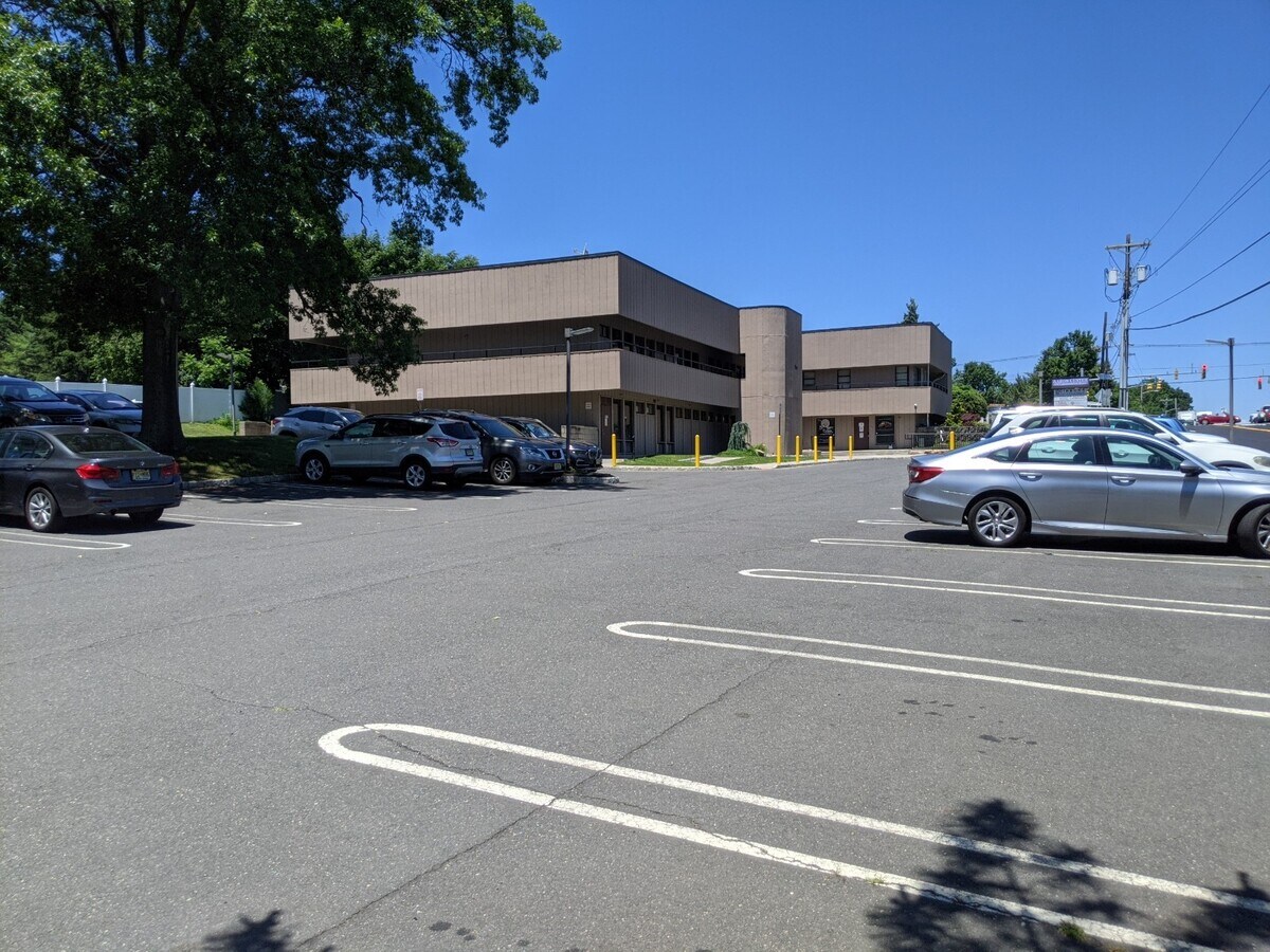 281 Summerhill Rd, East Brunswick, NJ 08816 Aaron Center