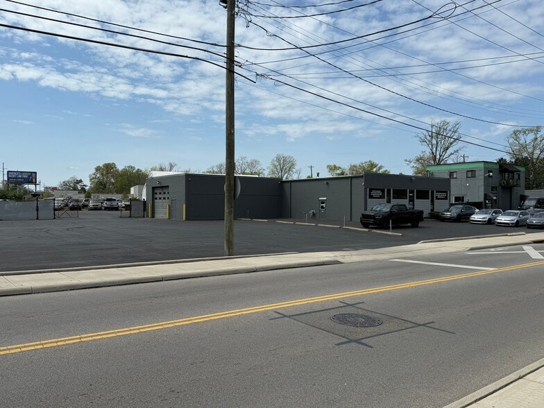 4453 Sycamore Rd, Cincinnati, OH for lease - Building Photo - Image 1 of 6