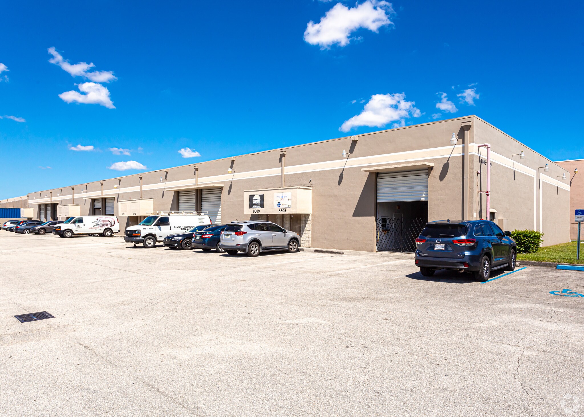 8505-8659 NW 68th St, Miami, FL for lease Building Photo- Image 1 of 3