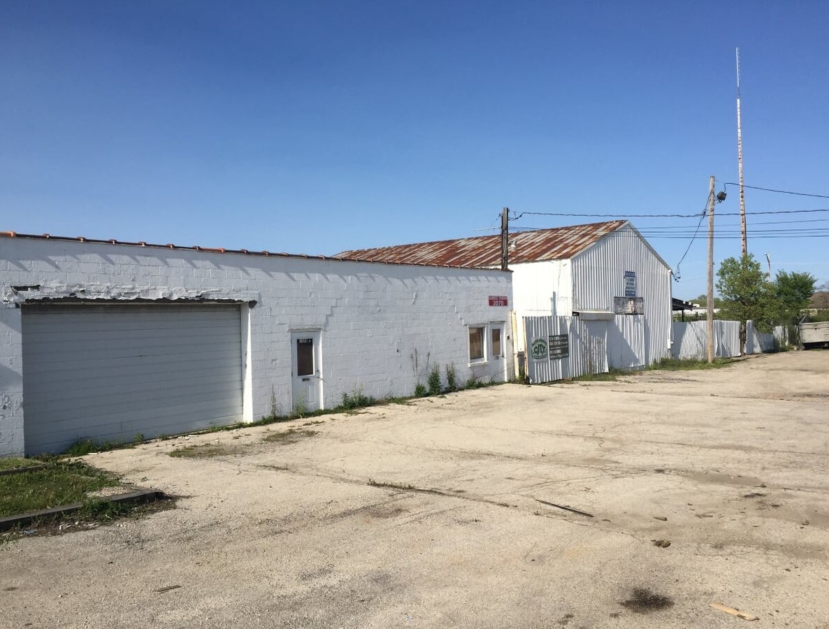 3570 Washington St, Gurnee, IL 60031 Industrial for Sale