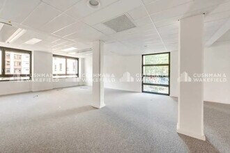 120 Rue Masséna, Lyon for lease Interior Photo- Image 2 of 3
