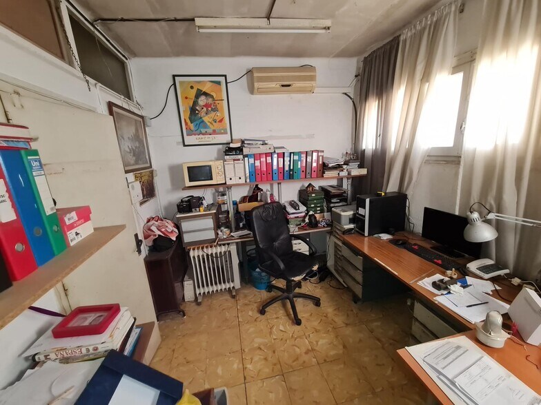 Industrial in Montcada i Reixac, Barcelona for sale - Interior Photo - Image 3 of 9