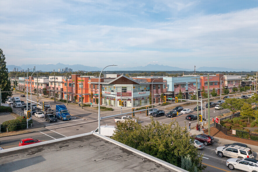 8028 128th St, Surrey, BC for sale - Primary Photo - Image 1 of 12