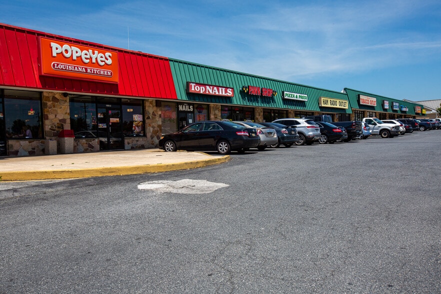 1505 N Dupont Pky, New Castle, DE for lease - Building Photo - Image 3 of 20