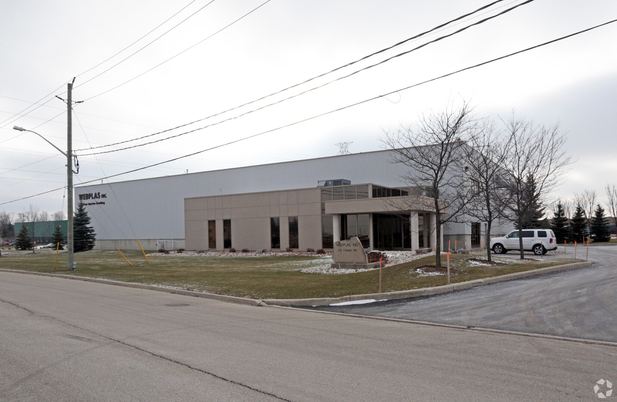 215 Toman Dr, Waterloo, ON for lease Primary Photo- Image 1 of 3
