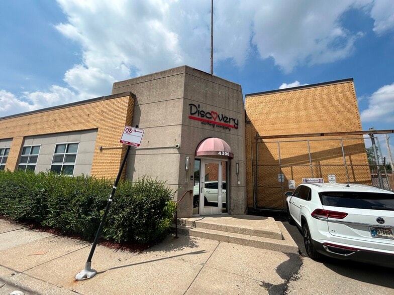 4300 N Knox Ave, Chicago, IL for sale - Building Photo - Image 2 of 20