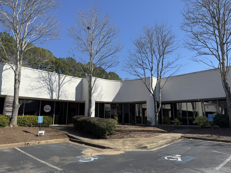 3880 Holcomb Bridge Road, Norcross, GA for lease - Building Photo - Image 3 of 13