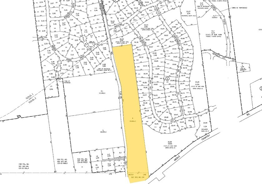 1127 Wading River Manor Rd, Wading River, NY 11792