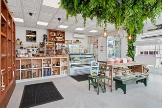 1 Windmill Ln, Southampton, NY for lease Interior Photo- Image 2 of 4