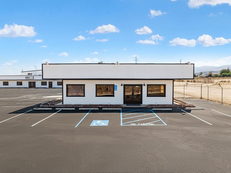 1589 Kern St, Taft, CA for sale - Building Photo - Image 3 of 25