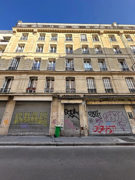 2 Rue Pierre Picard, Paris for lease - Building Photo - Image 1 of 6