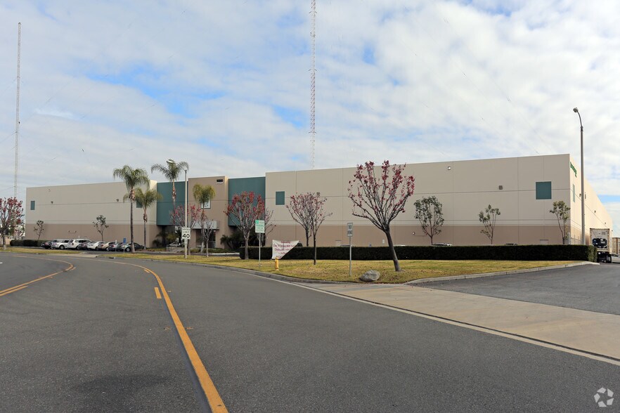 16800 E Trojan Way, La Mirada, CA for lease - Primary Photo - Image 2 of 9