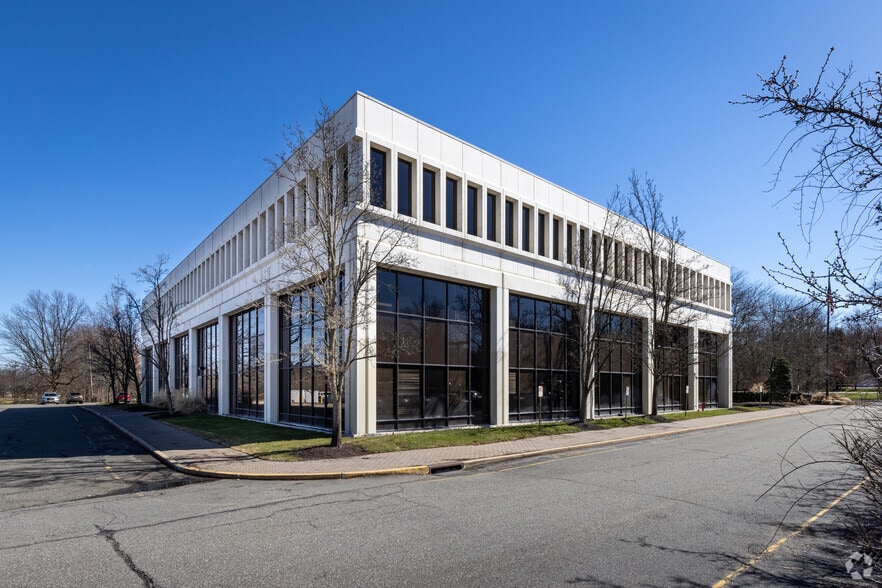 25 Hanover Rd, Florham Park, NJ for lease - Building Photo - Image 2 of 7