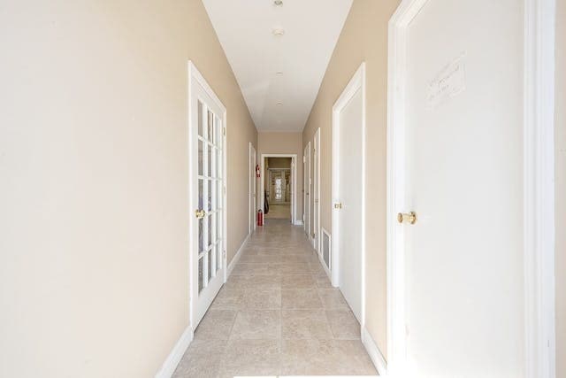 10 Pleasant St, New Rochelle, NY for sale - Interior Photo - Image 1 of 1