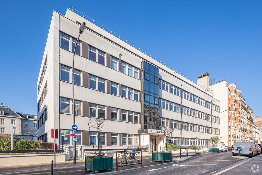 24 Avenue Du Petit Parc, Vincennes for lease - Primary Photo - Image 1 of 12