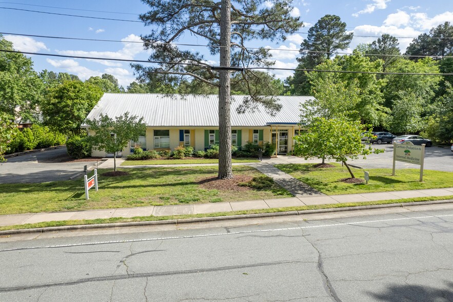 127 Fidelity St, Carrboro, NC for sale - Building Photo - Image 2 of 12