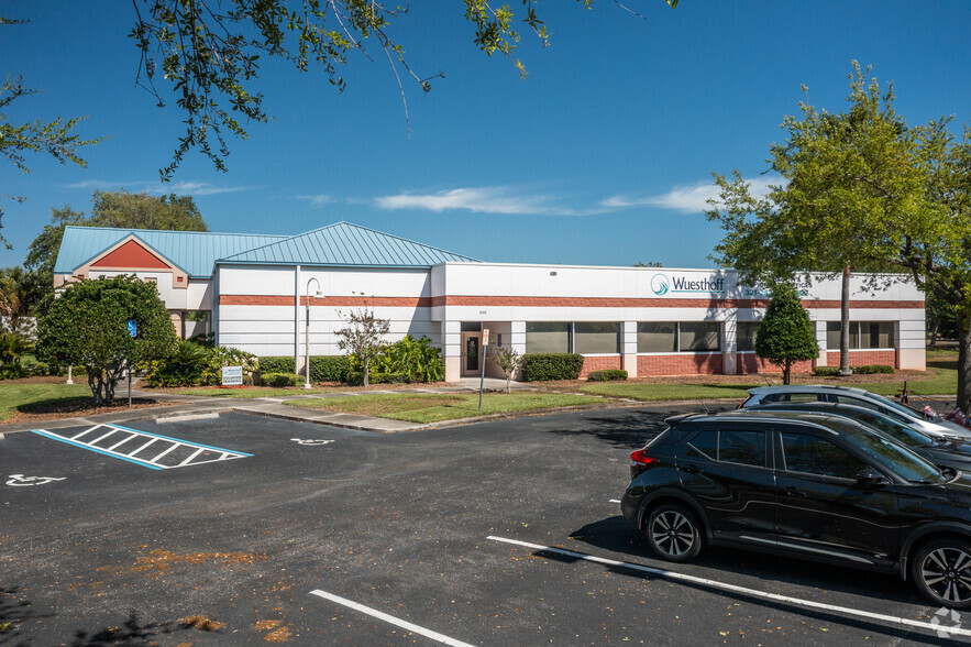 8060 Spyglass Hill Rd, Melbourne, FL for lease - Building Photo - Image 2 of 3