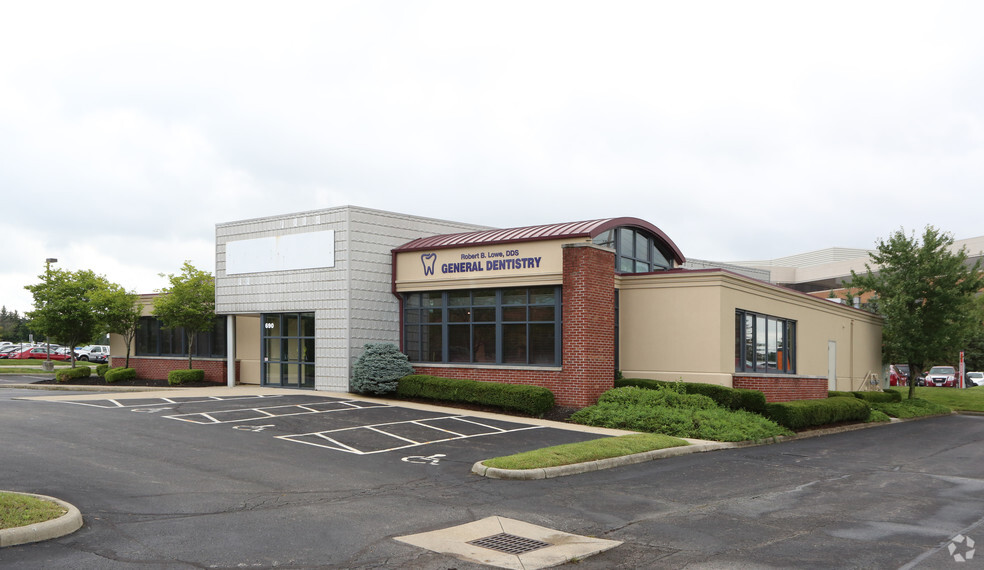 690 Morrison Rd, Columbus, OH for lease - Primary Photo - Image 1 of 6