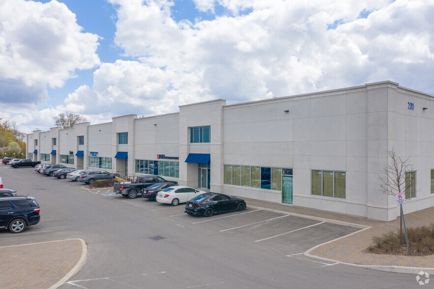 200 Tesma Way, Vaughan, ON for sale - Primary Photo - Image 1 of 1