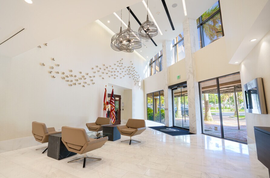 500 S Australian Ave, West Palm Beach, FL for lease - Lobby - Image 3 of 20