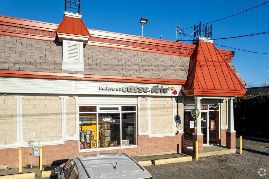 1320 Boul Du Cure-Labelle, Blainville, QC for sale - Building Photo - Image 3 of 4