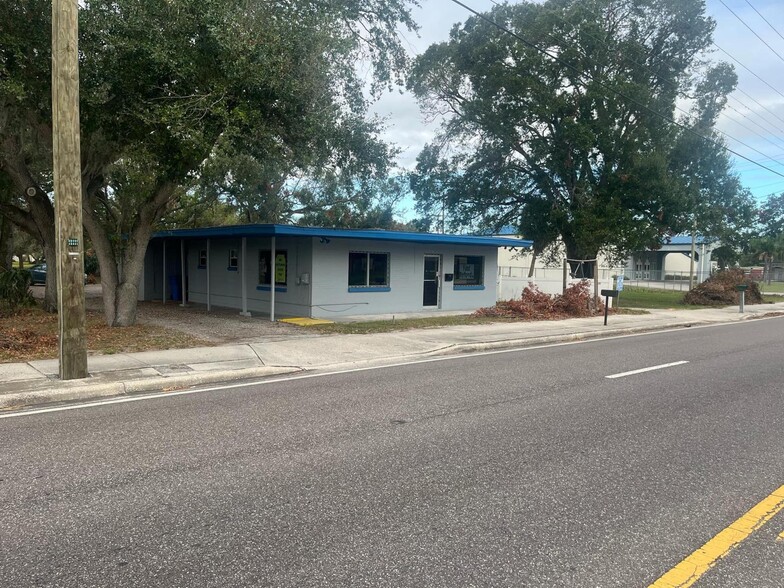 2135 S 78th St, Tampa, FL for lease - Building Photo - Image 2 of 10