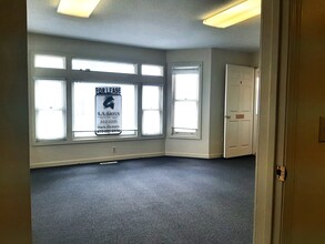 315 N Main St, Bowling Green, OH for lease Interior Photo- Image 2 of 5