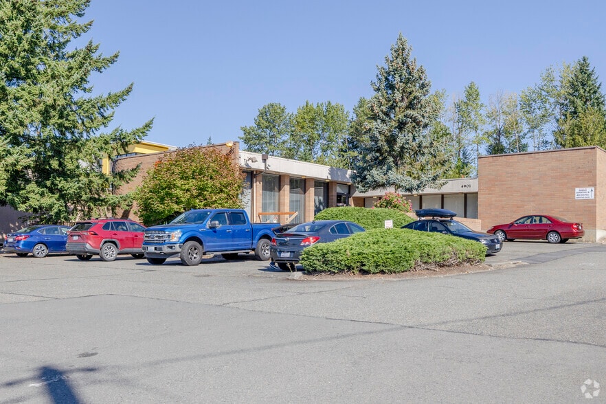 4901 Center St, Tacoma, WA for sale - Primary Photo - Image 1 of 11