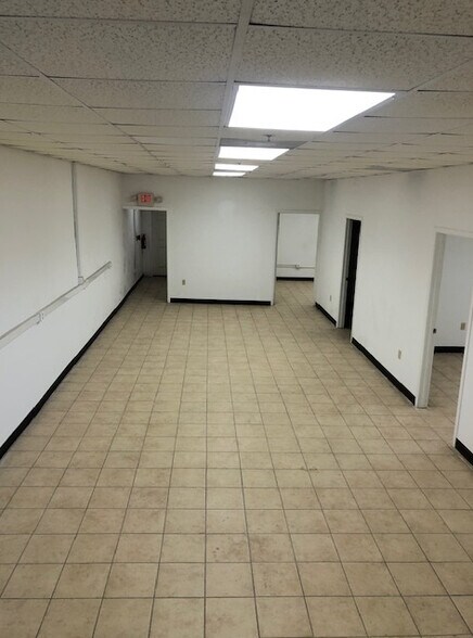 1360 Hammondville Rd, Pompano Beach, FL for sale - Building Photo - Image 1 of 1