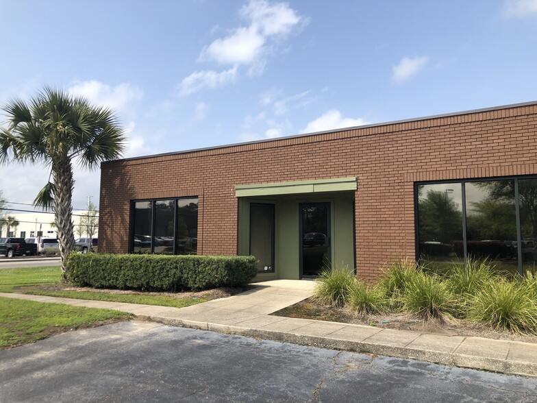 60 Markfield Dr, Charleston, SC for lease - Building Photo - Image 1 of 3