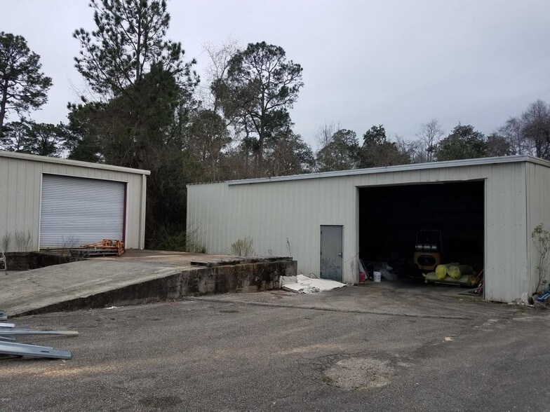 14355 Big John Rd, Biloxi, MS 39532