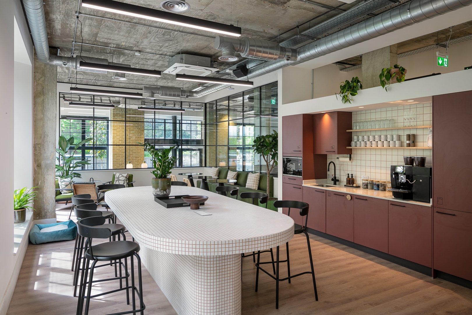 724 Holloway Rd, London for lease Interior Photo- Image 1 of 2